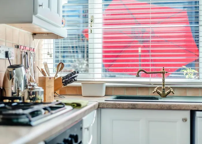 بيت للعطل 3 Bed In Oc-w31932 *